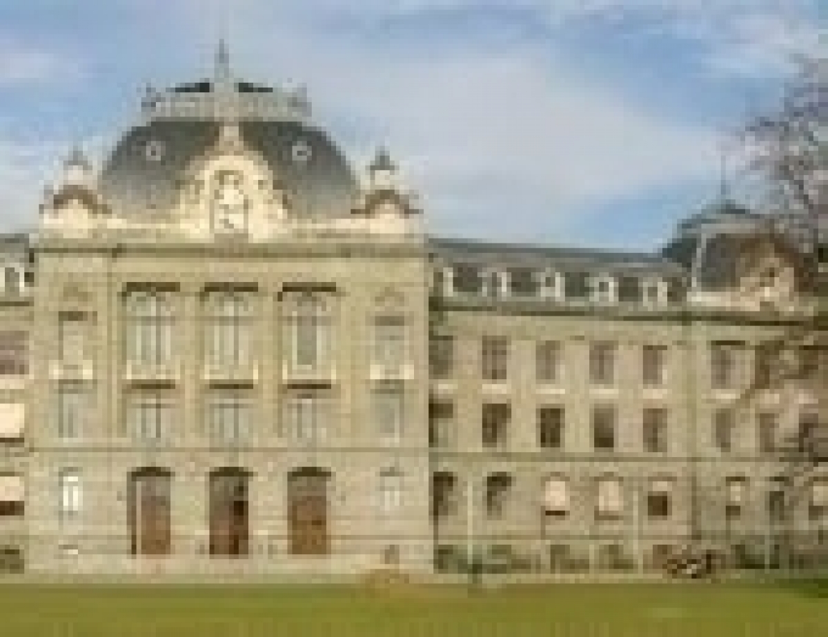 Master Master of Public Health (MPH), Management im Gesundheitswesen - Der Anbieter